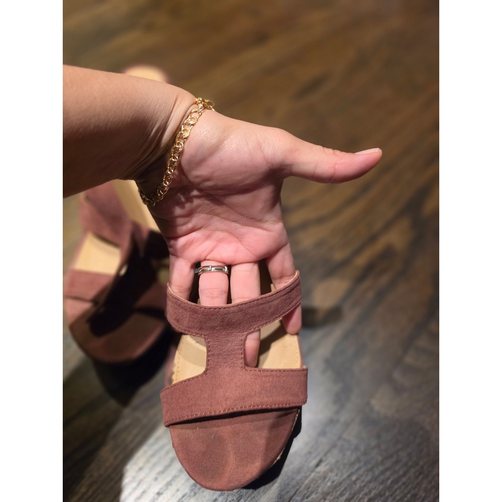Maurices Mauve Faux Suede Cork Wedge Sandals Size 8.5 M H-Strap Platform